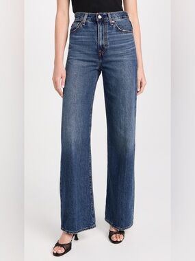 Levi’s Ribcage Wide Leg Jeans in Polar Permiter Dark Wash